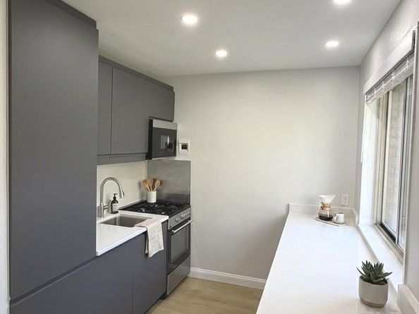 2710 Macomb Street NW 204, Washington DC 20008