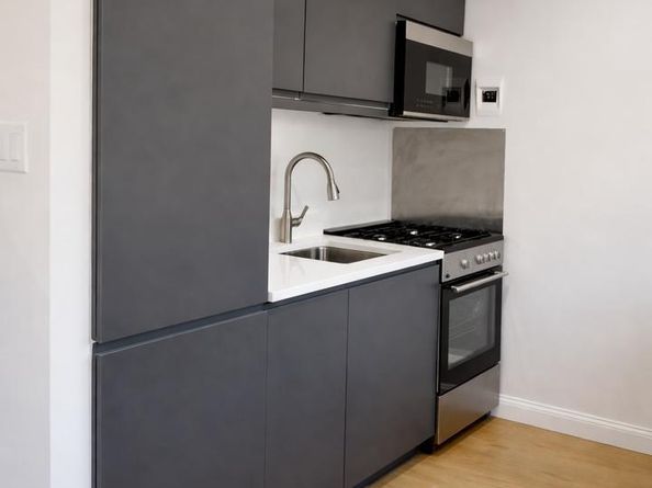 2710 Macomb Street NW 204, Washington DC 20008
