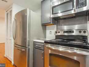 1035 Spruce Street 106, Philadelphia PA 19107