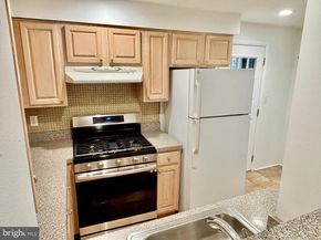 766 S Martin Street, Philadelphia PA 19146