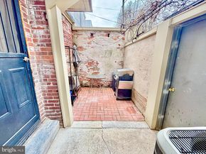766 S Martin Street, Philadelphia PA 19146