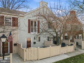 1277 Van Dorn Street N, Alexandria VA 22304