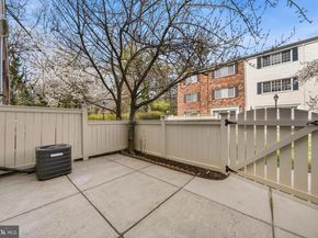 1277 Van Dorn Street N, Alexandria VA 22304