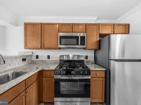 1277 Van Dorn Street N, Alexandria VA 22304