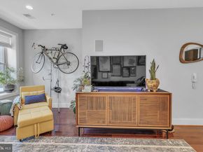 2505 17TH Street NW 3, Washington DC 20009