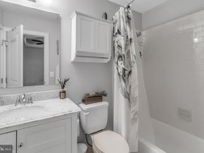 2505 17TH Street NW 3, Washington DC 20009