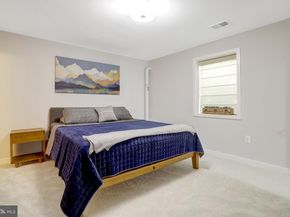 4715 38TH Street N, Arlington VA 22207