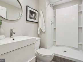 804 Fernon Street, Philadelphia PA 19148