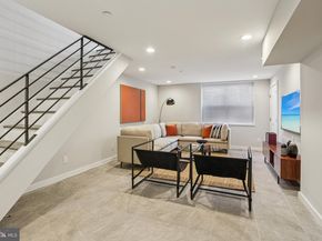 804 Fernon Street, Philadelphia PA 19148