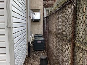 2516 S 6TH Street, Philadelphia PA 19148