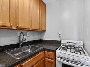 801 N Pitt Street 411, Alexandria VA 22314