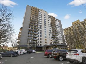 801 N Pitt Street 411, Alexandria VA 22314