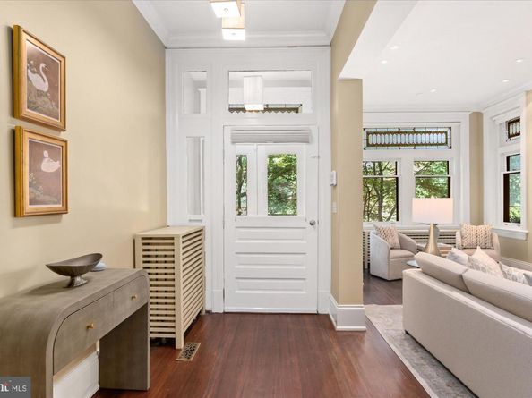 1617 35TH Street NW, Washington DC 20007