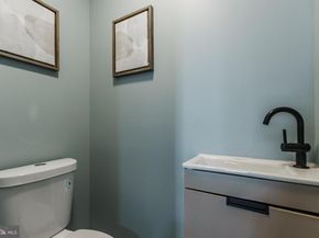 825 S 60TH Street, Philadelphia PA 19143