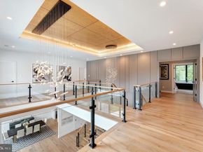 6908 Southridge Drive, Mclean VA 22101