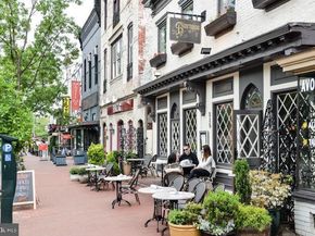 15 3rd Street NE 4, Washington DC 20002