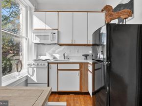 15 3rd Street NE 4, Washington DC 20002