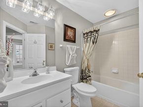 904 Harrison Circle, Alexandria VA 22304