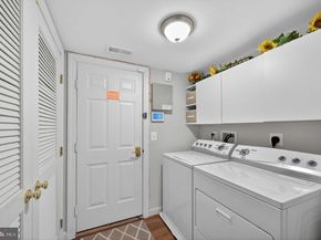 904 Harrison Circle, Alexandria VA 22304