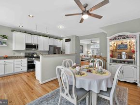 904 Harrison Circle, Alexandria VA 22304