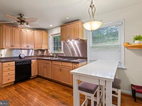 517 W Woodland Avenue, Springfield PA 19064