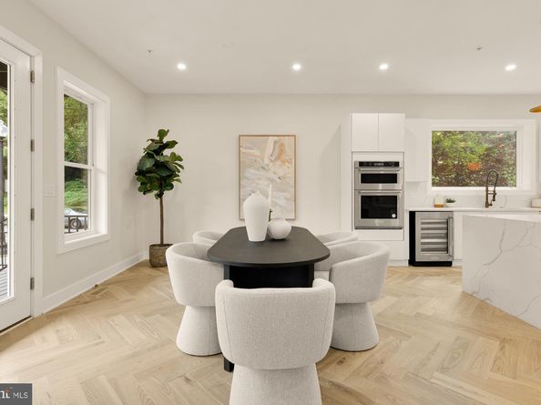 1600 37TH Street NW, Washington DC 20007