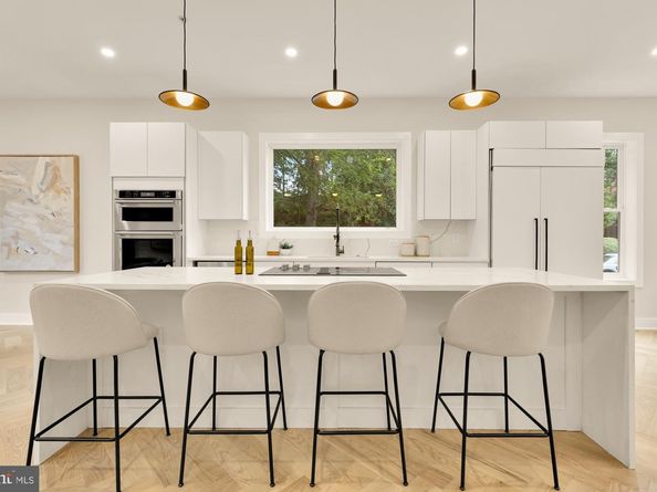 1600 37TH Street NW, Washington DC 20007