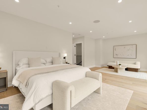 1600 37TH Street NW, Washington DC 20007