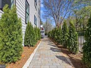 1600 37TH Street NW, Washington DC 20007