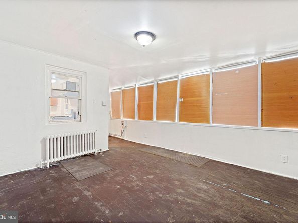 2122 E Lippincott Street, Philadelphia PA 19134