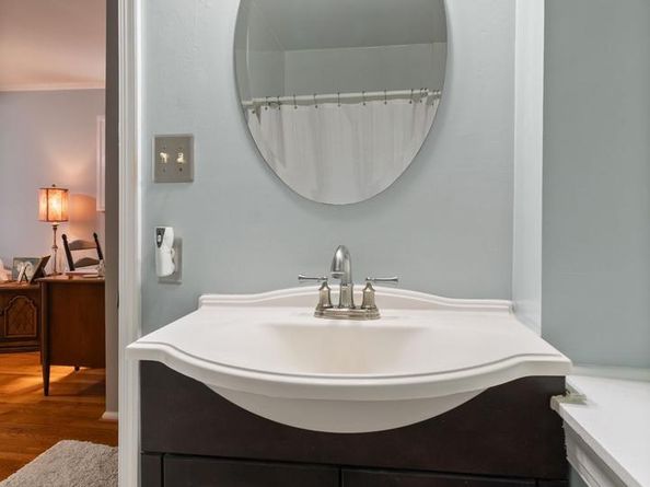 1005 Kerge Court SE, Vienna VA 22180