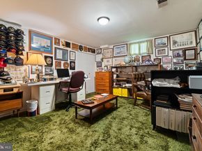 1005 Kerge Court SE, Vienna VA 22180