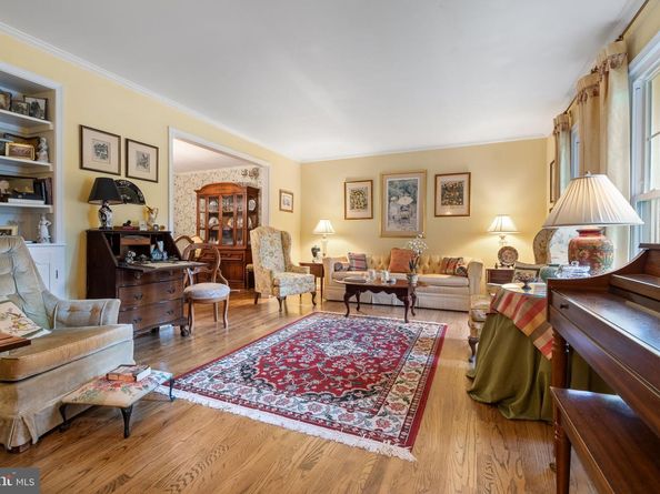 1005 Kerge Court SE, Vienna VA 22180