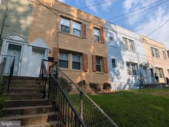 2645 30TH Street SE
