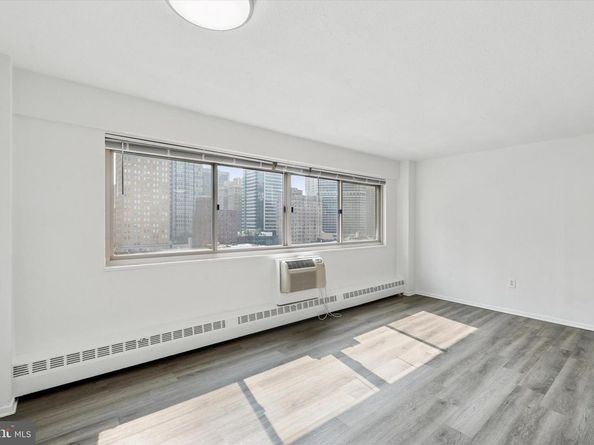 2101 Chestnut Street 1208, Philadelphia PA 19103
