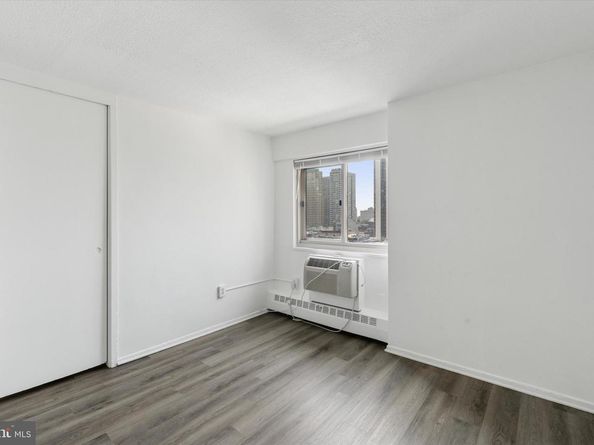 2101 Chestnut Street 1208, Philadelphia PA 19103