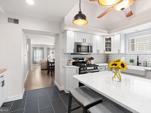 814 E Elm Street, Conshohocken PA 19428