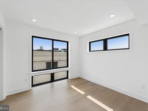 919 S 11TH Street 2, Philadelphia PA 19147