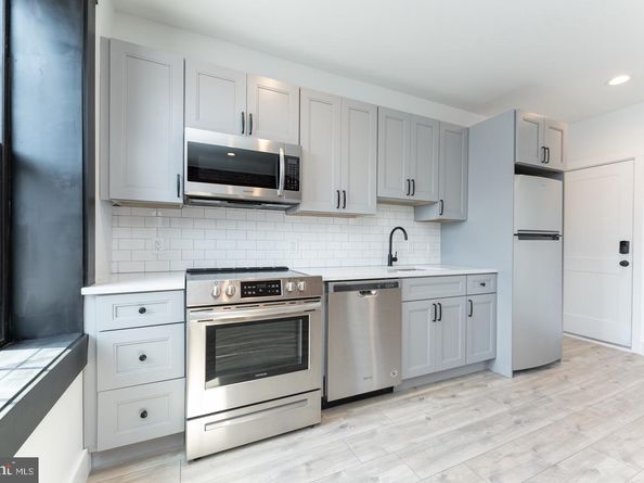 1454 N Lawrence Street, Philadelphia PA 19122