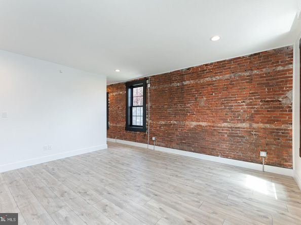 1454 N Lawrence Street, Philadelphia PA 19122