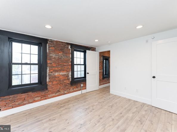 1454 N Lawrence Street, Philadelphia PA 19122
