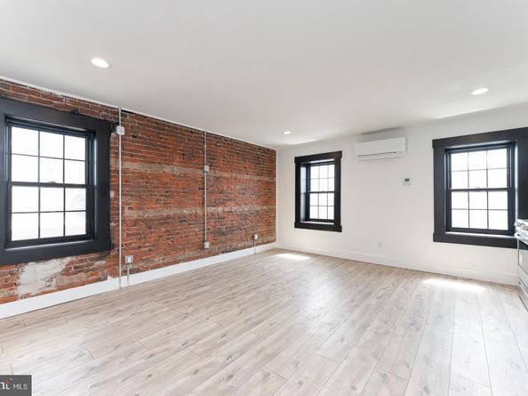 1454 N Lawrence Street, Philadelphia PA 19122