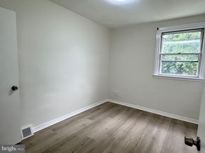 3674 Salina Road, Philadelphia PA 19154