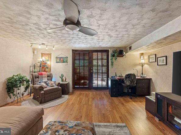 2648 Maxwell Street, Philadelphia PA 19152