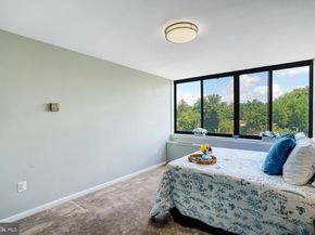 4390 Lorcom Lane 301, Arlington VA 22207