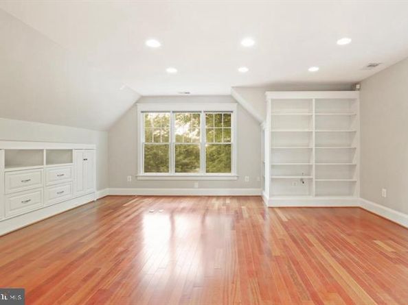 1515 Cedar Avenue, Mclean VA 22101