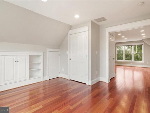 1515 Cedar Avenue, Mclean VA 22101