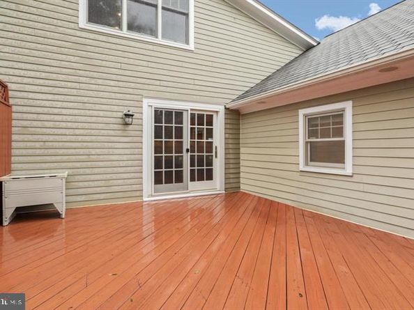 1515 Cedar Avenue, Mclean VA 22101