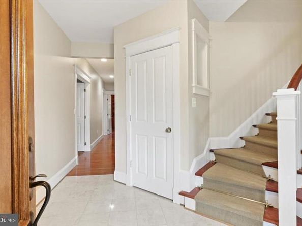 1515 Cedar Avenue, Mclean VA 22101