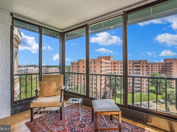 1250 S Washington Street 820, Alexandria VA 22314